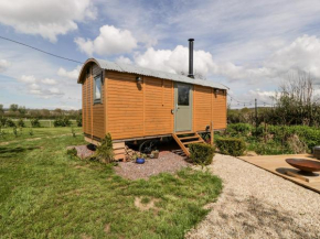 Forton House Shepherd's Hut 1